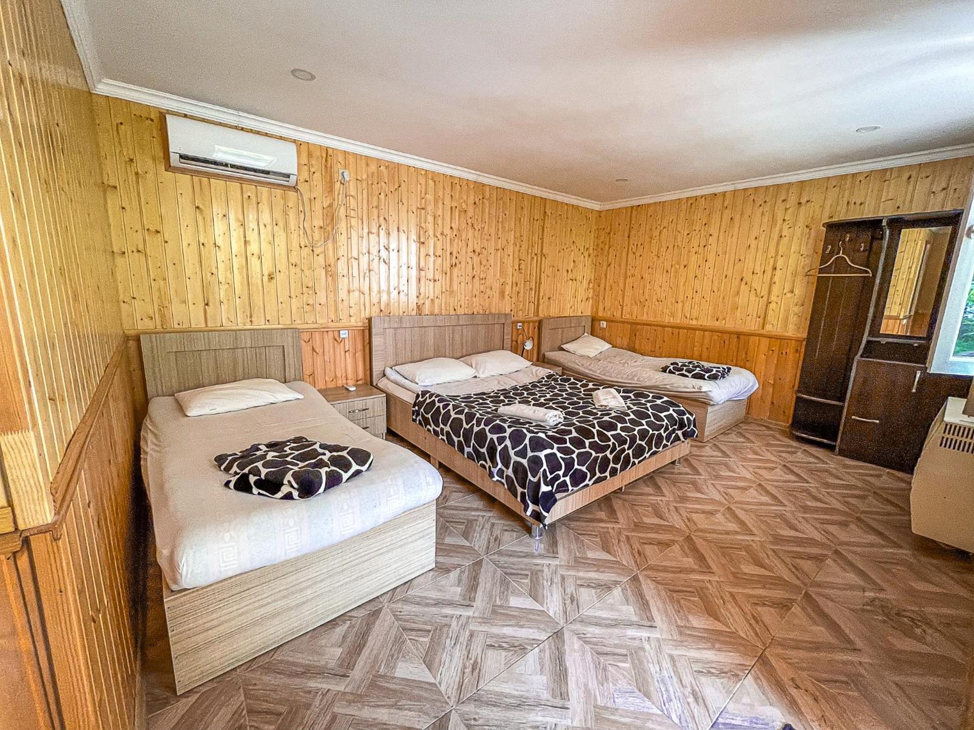 Hostel Kutaisi by Kote Bagian luar foto